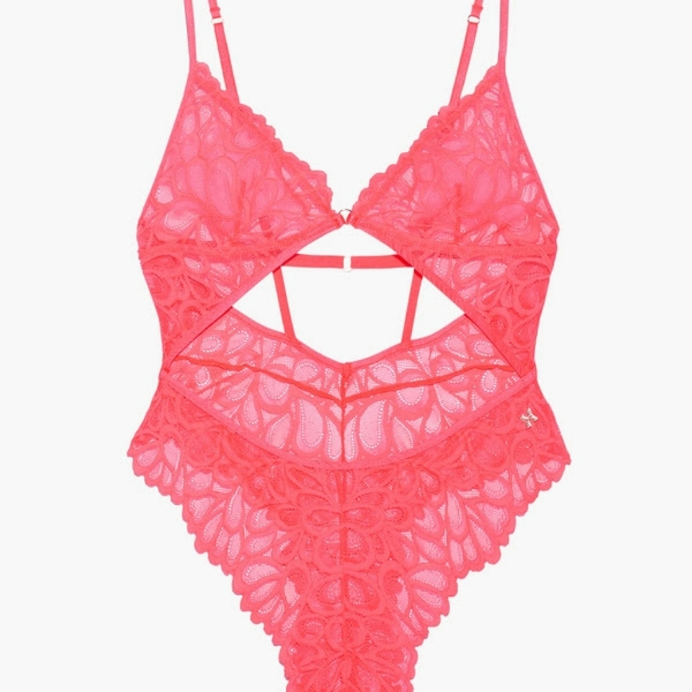 Savage X Fenty lace bodysuit- Pink flash